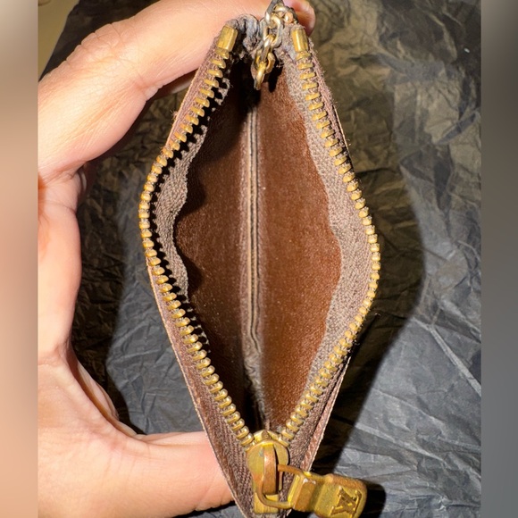 Authentic Louis Vuitton Damier Ebene Cles Coin Purse/ Key Pouch - Picture 3 of 5